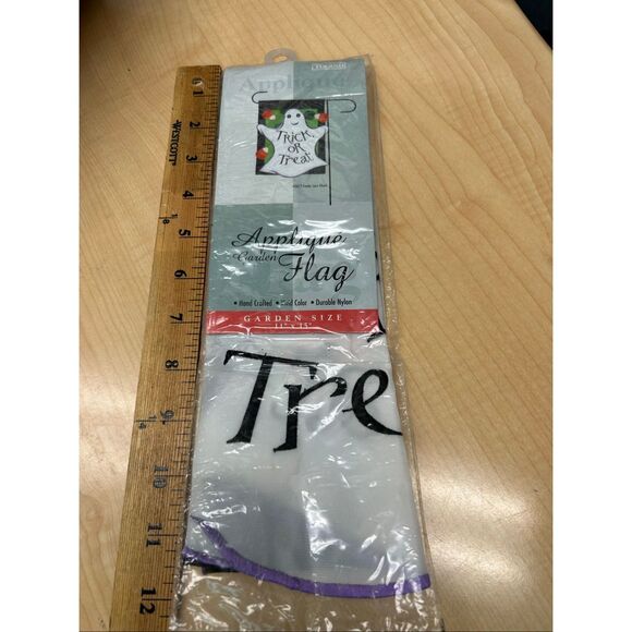 Toland Halloween garden flag new Candy Corn #3077 11x15" nylon - Picture 1 of 2